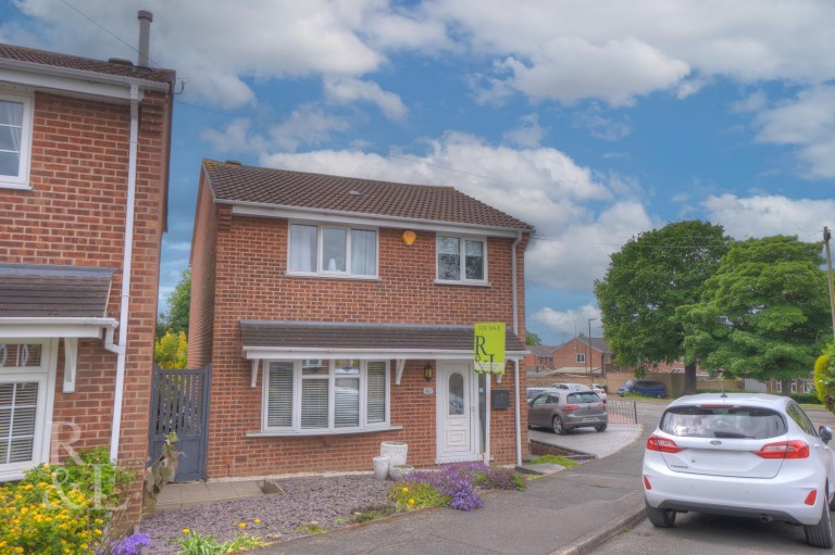 St. Johns Drive, Newhall, Swadlincote